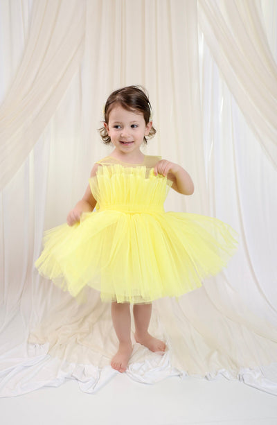 How to Wash a Girls Party Dress Without Ruining It